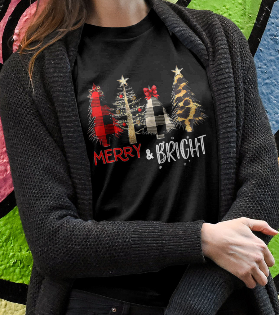 Merry And Bright Christmas Wild Leopard Plaid Trees Xmas T-Shirt