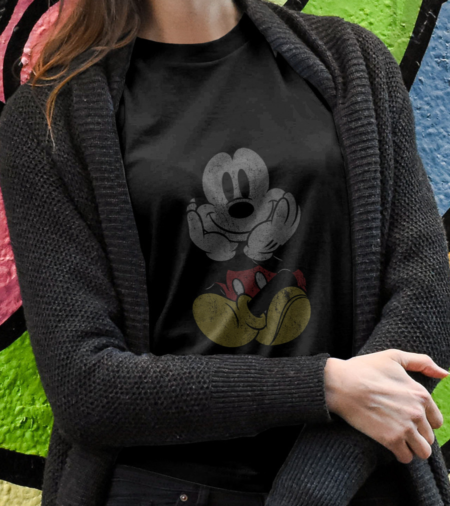 Mickey Mouse Classic Vintage Style Disney Chillin' T-Shirt