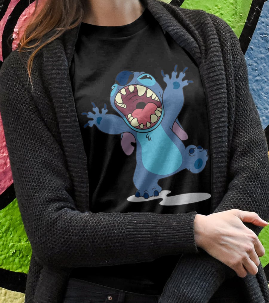 Disney Lilo And Stitch Energetic Roar Character Image T-Shirt