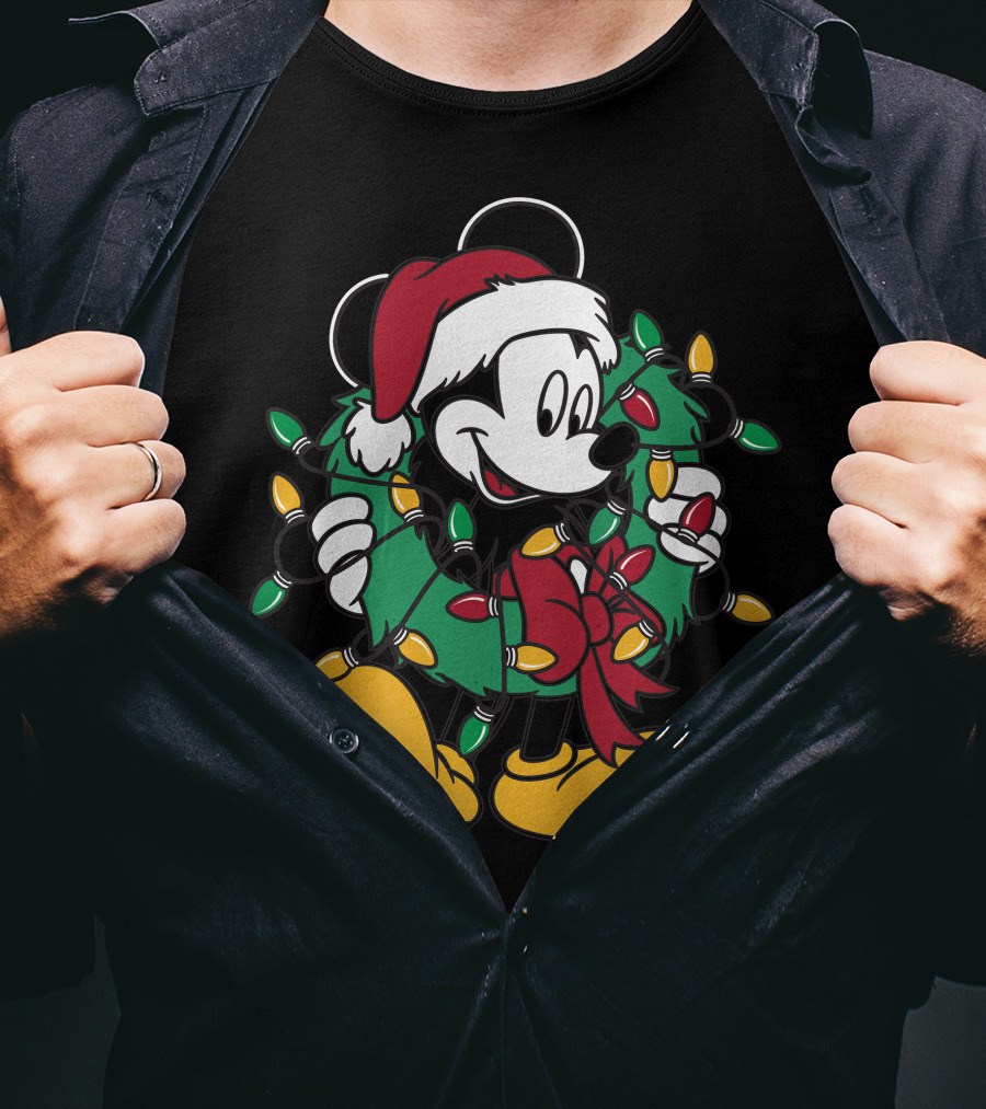 Disney Mickey Mouse Christmas Wreath Lights Santa Hat Holiday Decor T-Shirt
