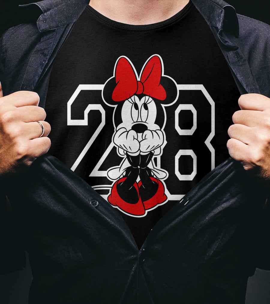 Disney Minnie Mouse 28 Retro Style Classic T-Shirt