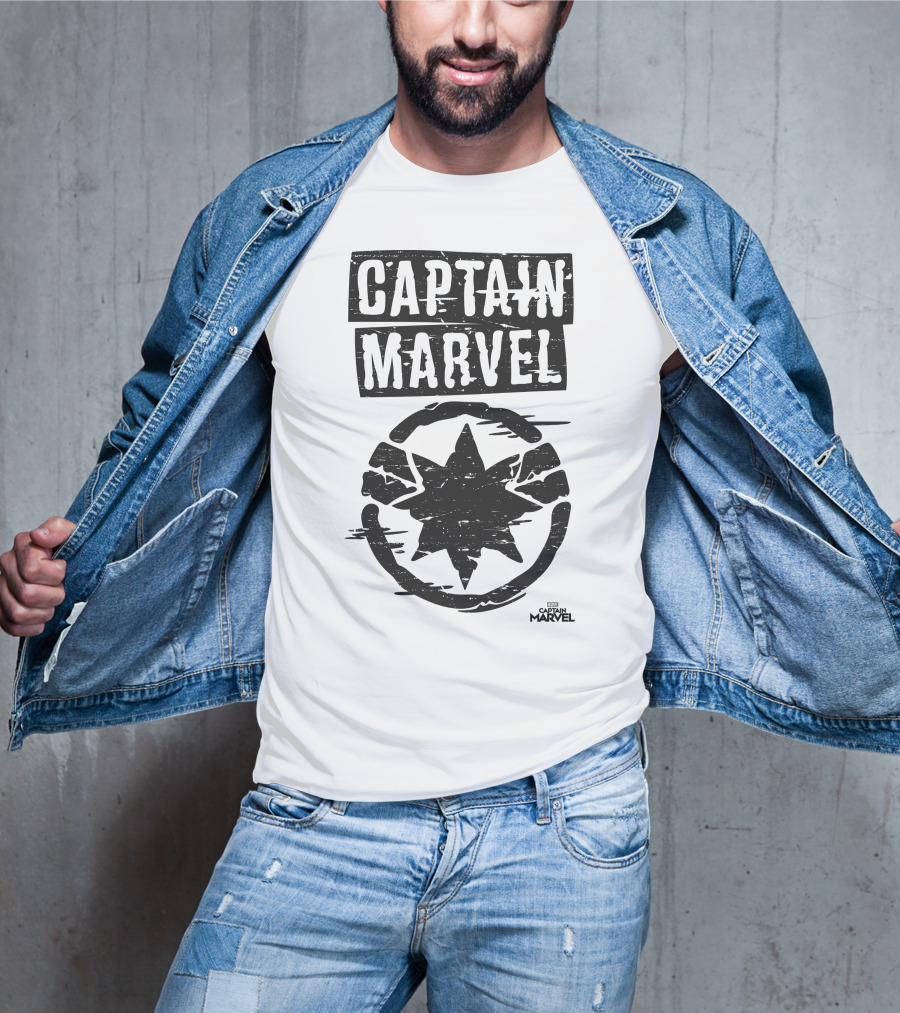 Captain Marvel Distressed Star Emblem With Painted Circle T-Shirt