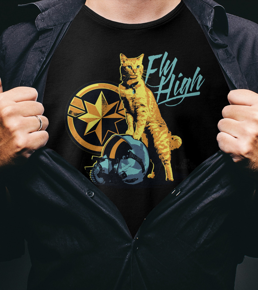 Captain Marvel Symbol Fly High Goose Cat Helmet T-Shirt