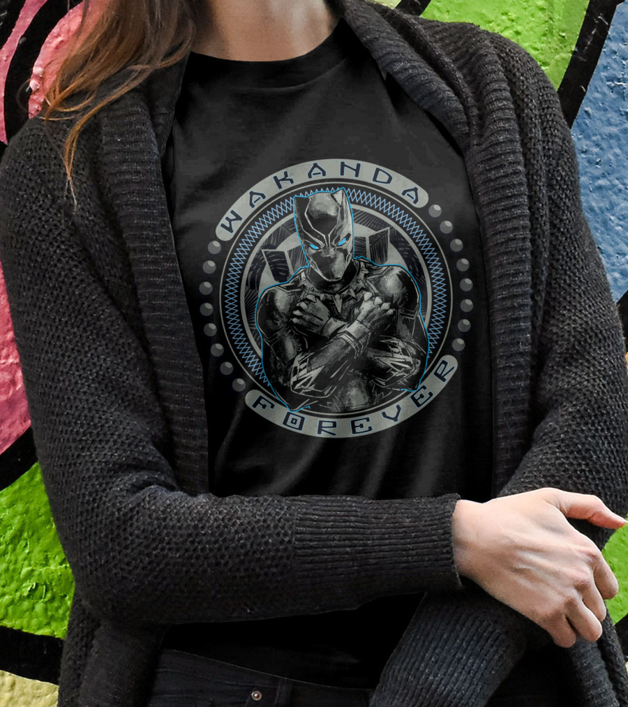 Marvel Black Panther Wakanda Forever Circle Bead T-Shirt