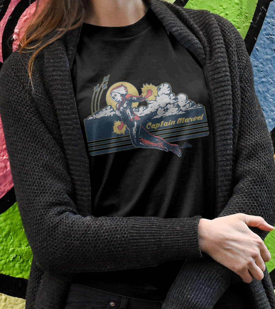 Marvel Captain Marvel Clouds Vintage Retro Flight T-Shirt