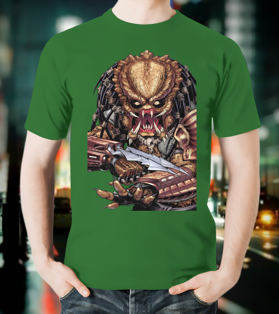 Predator Alien Holding Blade Comic T-Shirt