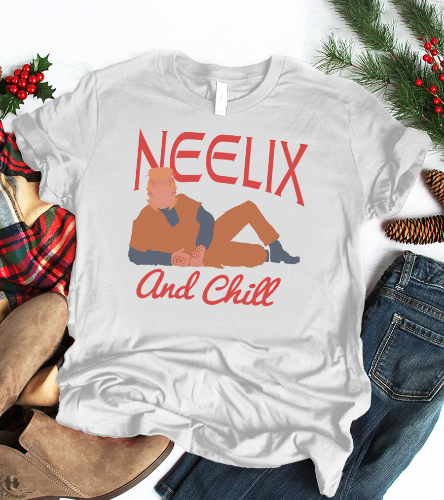 Neelix And Chill Star Trek Robert Picardo Mashup T-Shirt