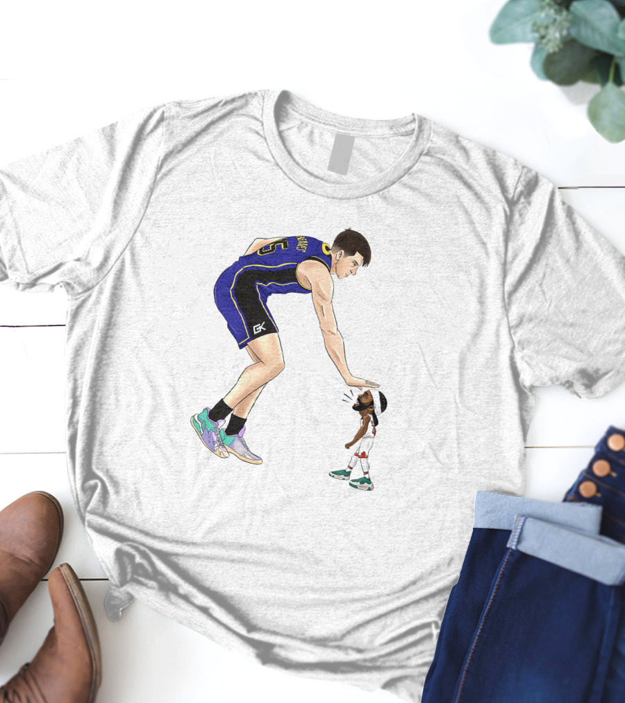 GoldenKnightGfx Basketball Players Size Comparison T-Shirt