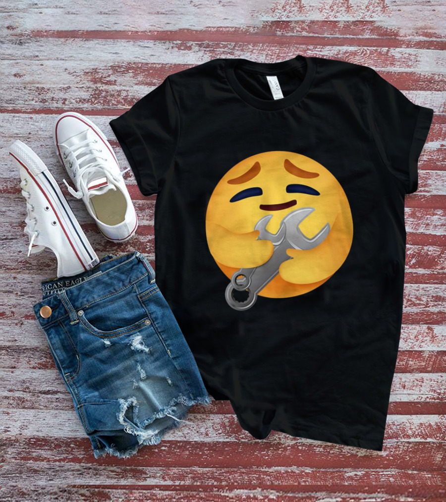 FUNNY MECHANIC EMOTION HUGGING WRENCH EMOJI T-Shirt