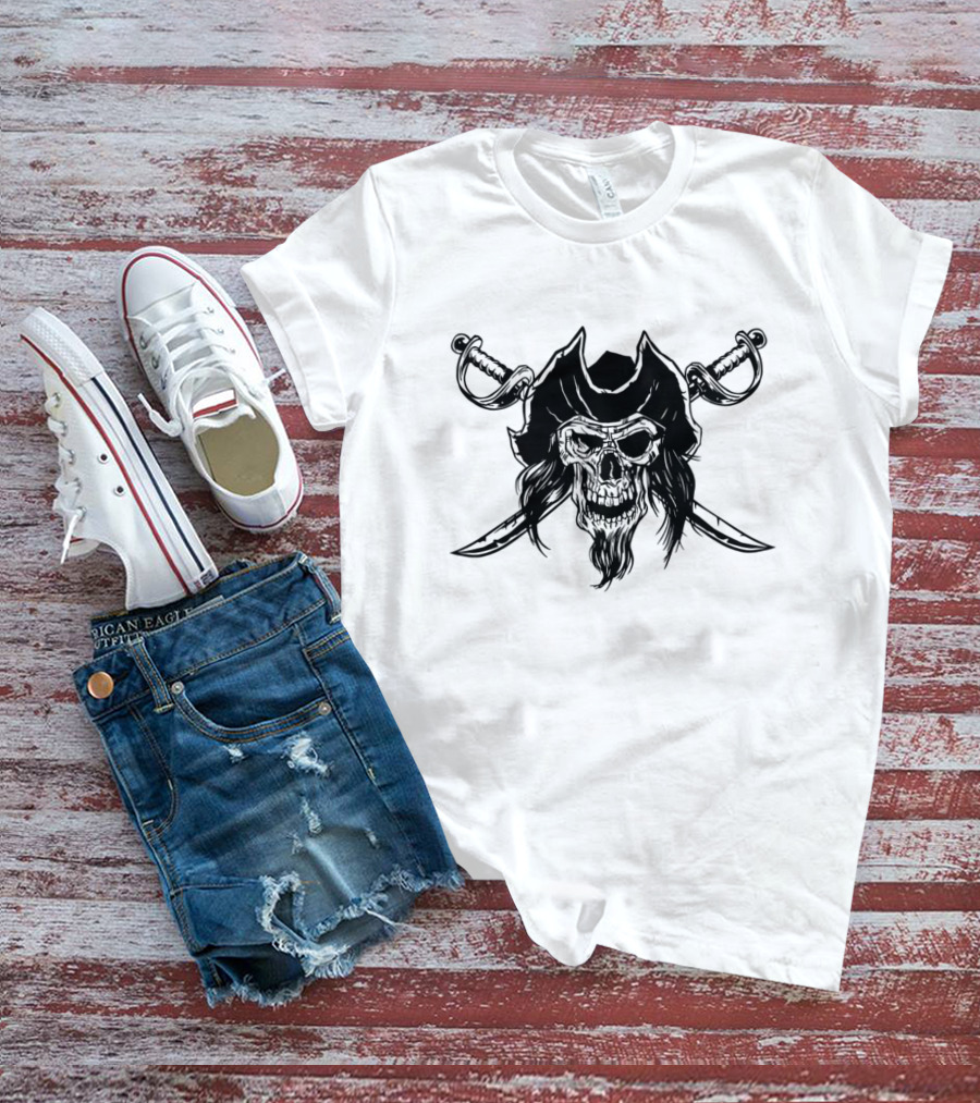 Pirate Skull With Crossed Swords T-Shirt