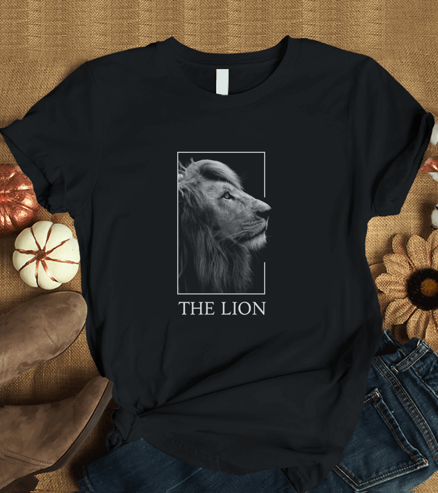 The Lion Regal Profile T-Shirt