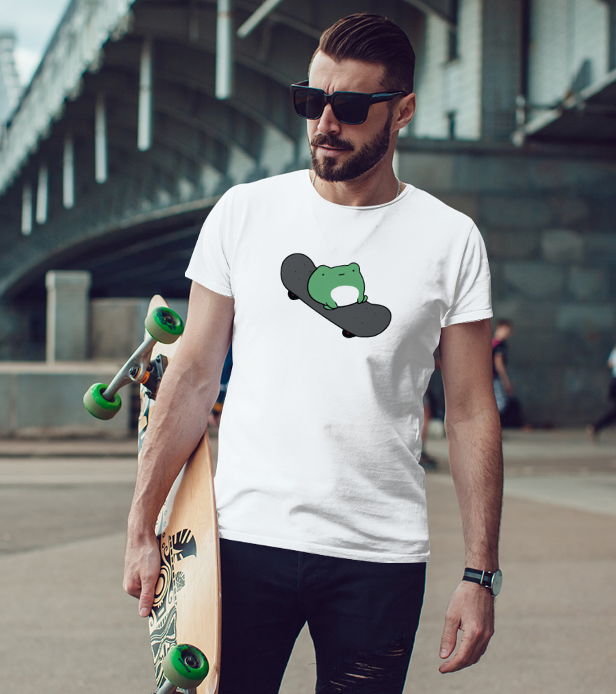 Skateboard Frog On Minimalist Deck T-Shirt