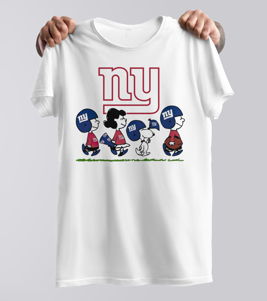 Peanuts Snoopy New York Giants Football Team NFL Characters T-Shirt