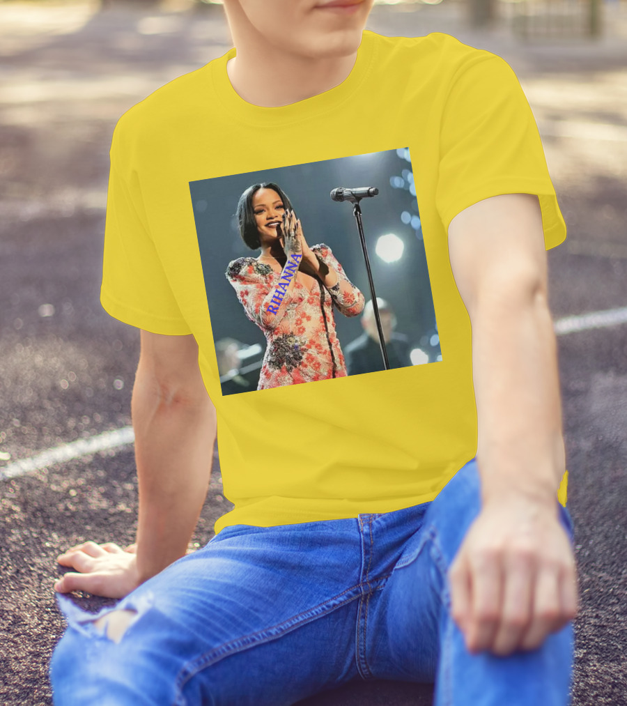 Rihanna Singer Songwriter Actress Performance Floral Dress T-Shirt