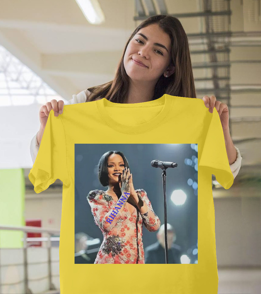 Rihanna Singer Songwriter Actress Performance Floral Dress T-Shirt