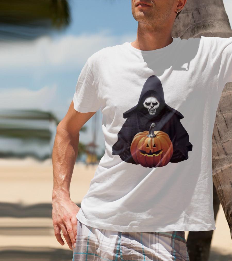 Grim Reaper Holding Jack-O'-Lantern Pumpkin T-Shirt