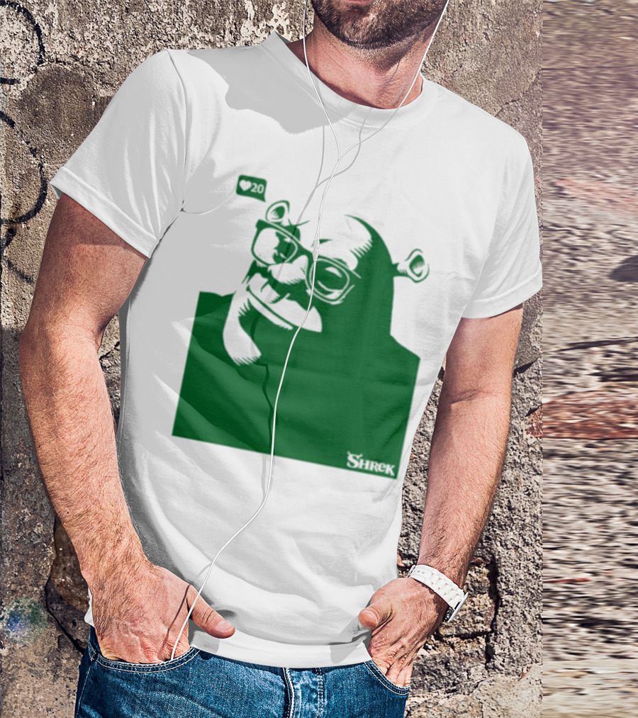 Shrek Bioworld Handsome Shrek 20 Likes Glasses T-Shirt