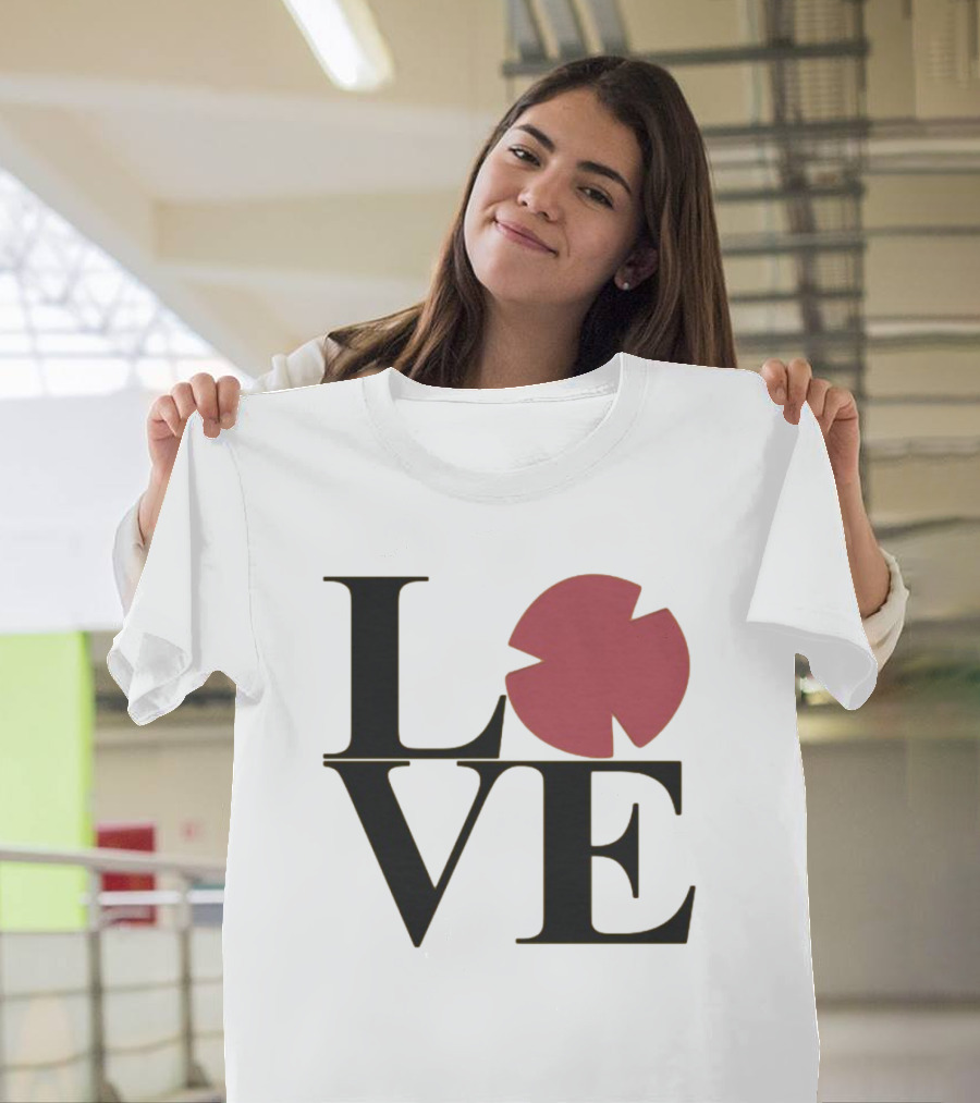 LOVE Black And Pink Circle T-Shirt