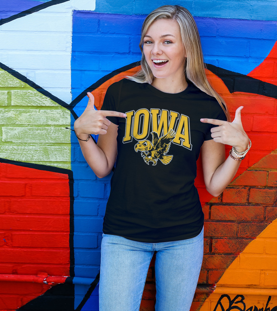 Homefield Apparel Iowa The Hawk Vintage T-Shirt
