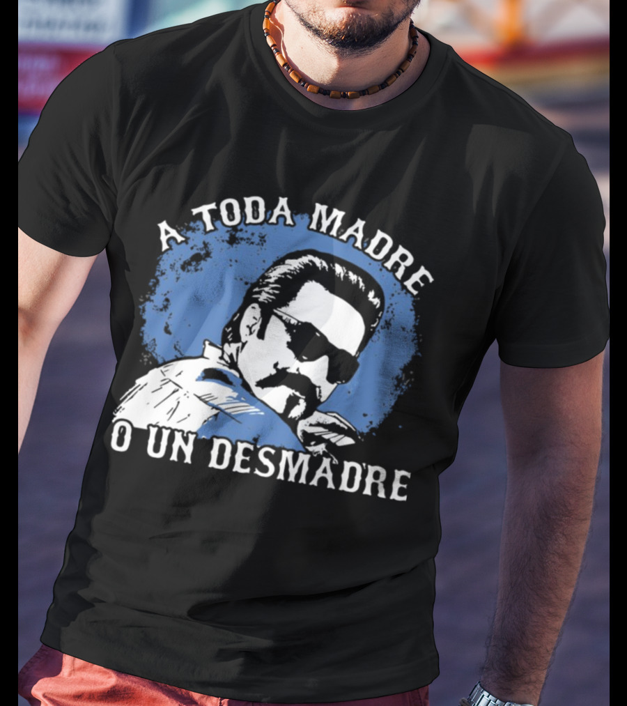 A Toda Madre O Un Desmadre Cool Mustache Sunglasses Dude Blue Circle T-Shirt