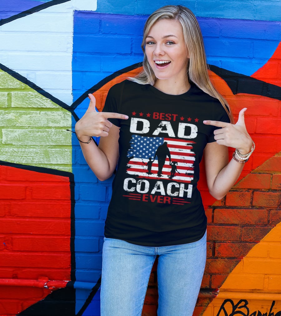 Best Dad Coach Ever USA Flag Baseball Dad Father's Day T-Shirt
