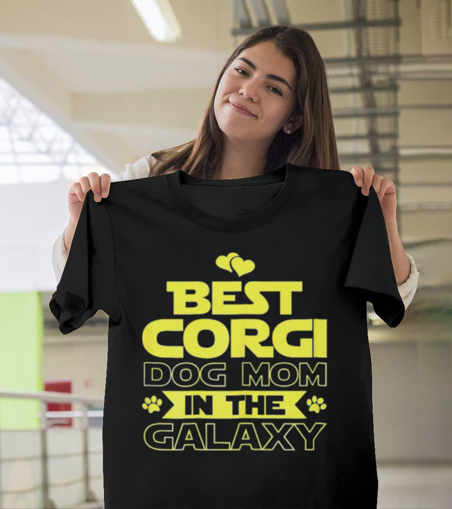 BEST CORGI DOG MOM IN THE GALAXY T-Shirt
