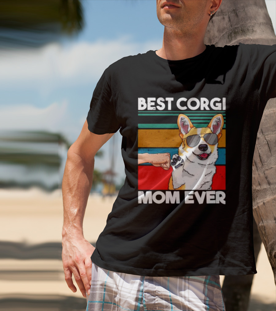 Best Corgi Mom Ever Dog Mom Fist Bump T-Shirt