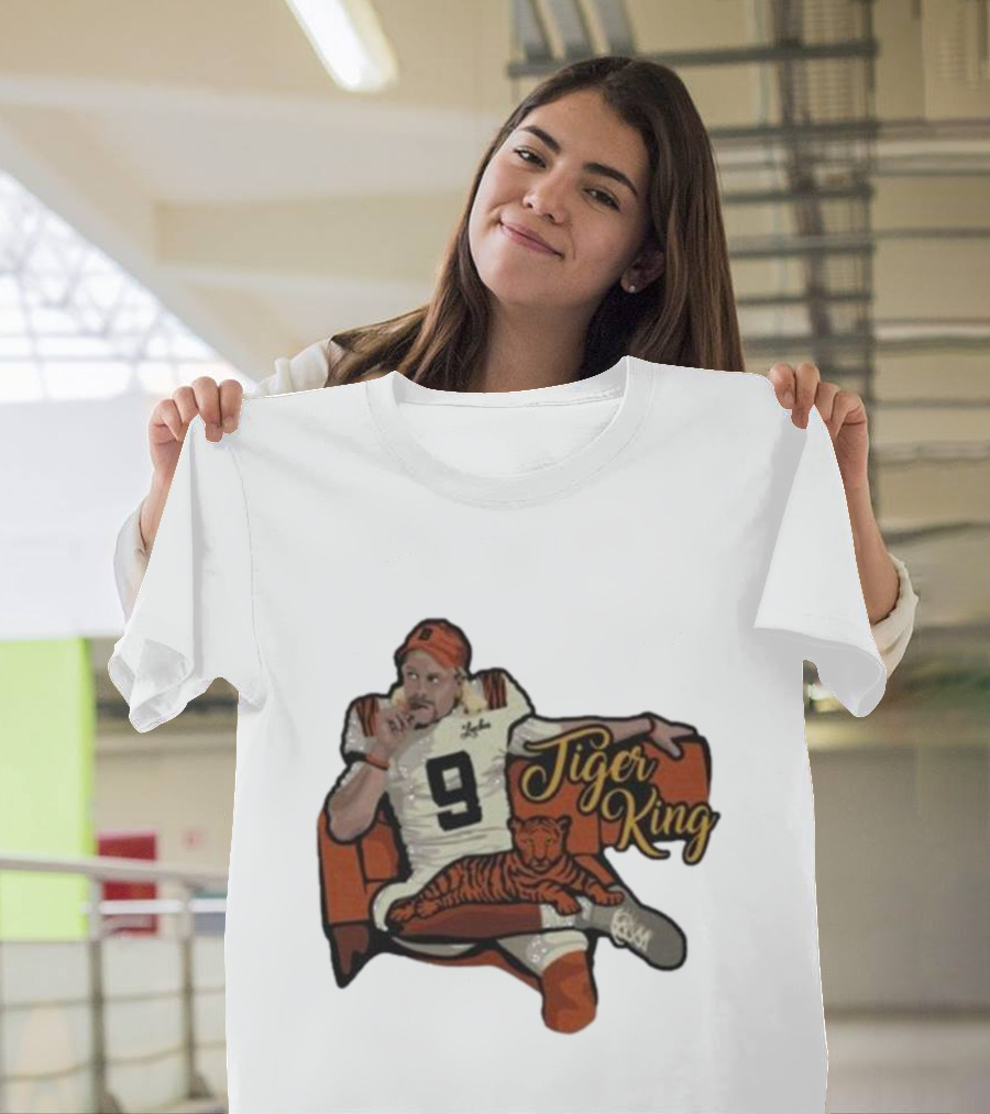 Cincinnati 9 Tiger King Football Player With Orange-Striped Tiger T-Shirt