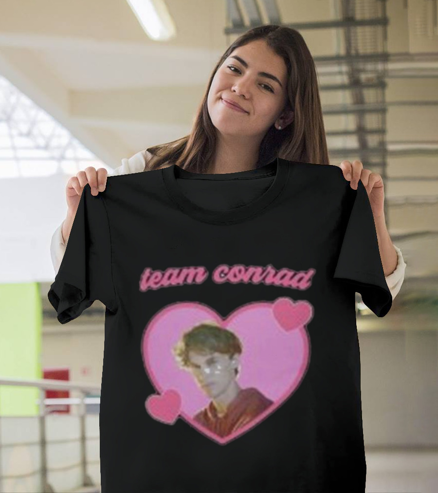 Team Conrad Heart Design Lembrar T-Shirt