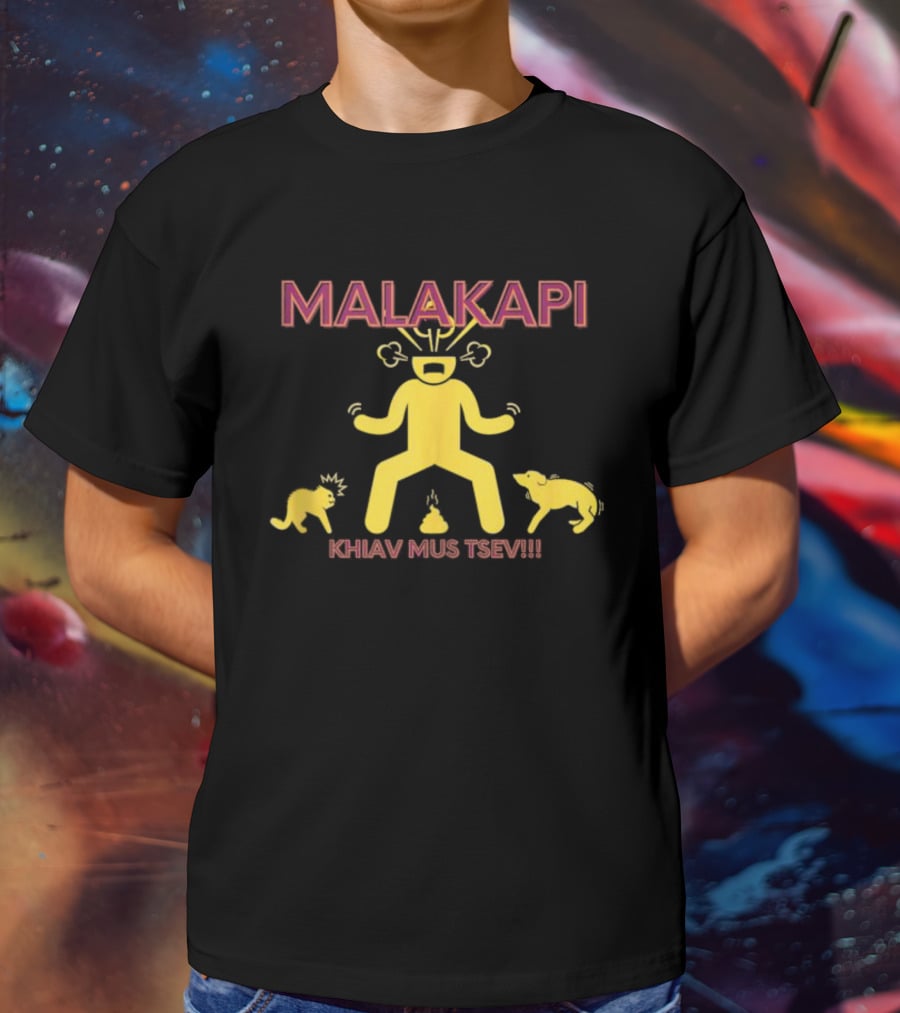 MALAKAPI Khiav Mus Tsev Funny Angry Figure Surrounded By Animals T-Shirt