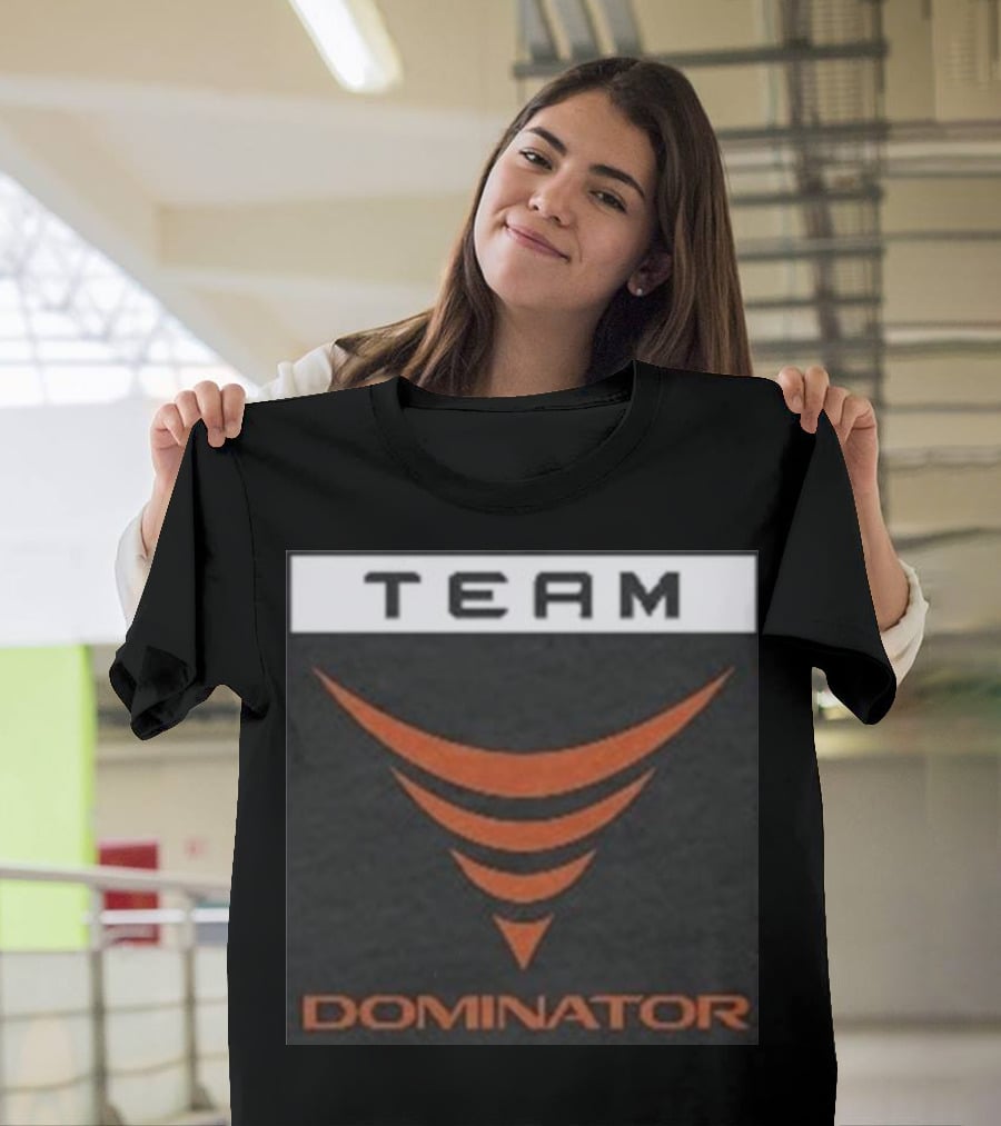 TEAM Dominator Minimal Logo Athletic T-Shirt