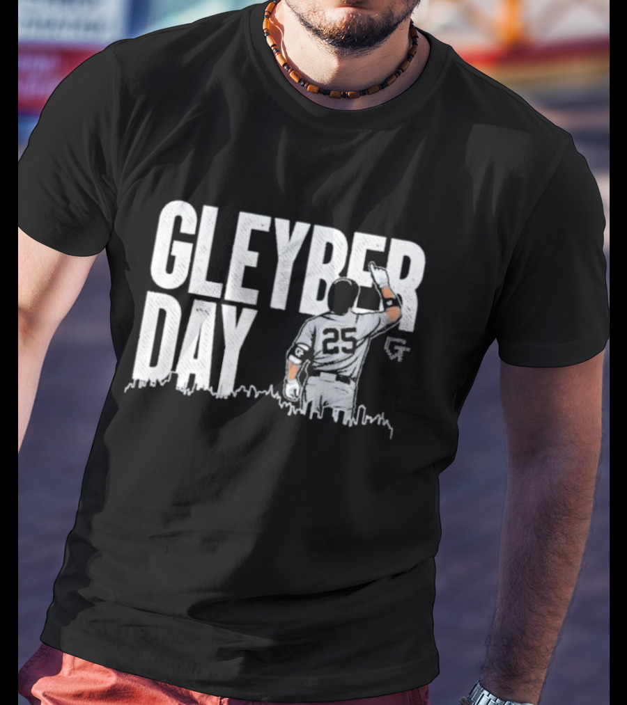 Gleyber Day Baseball Player 25 Salute With City Skyline T-Shirt