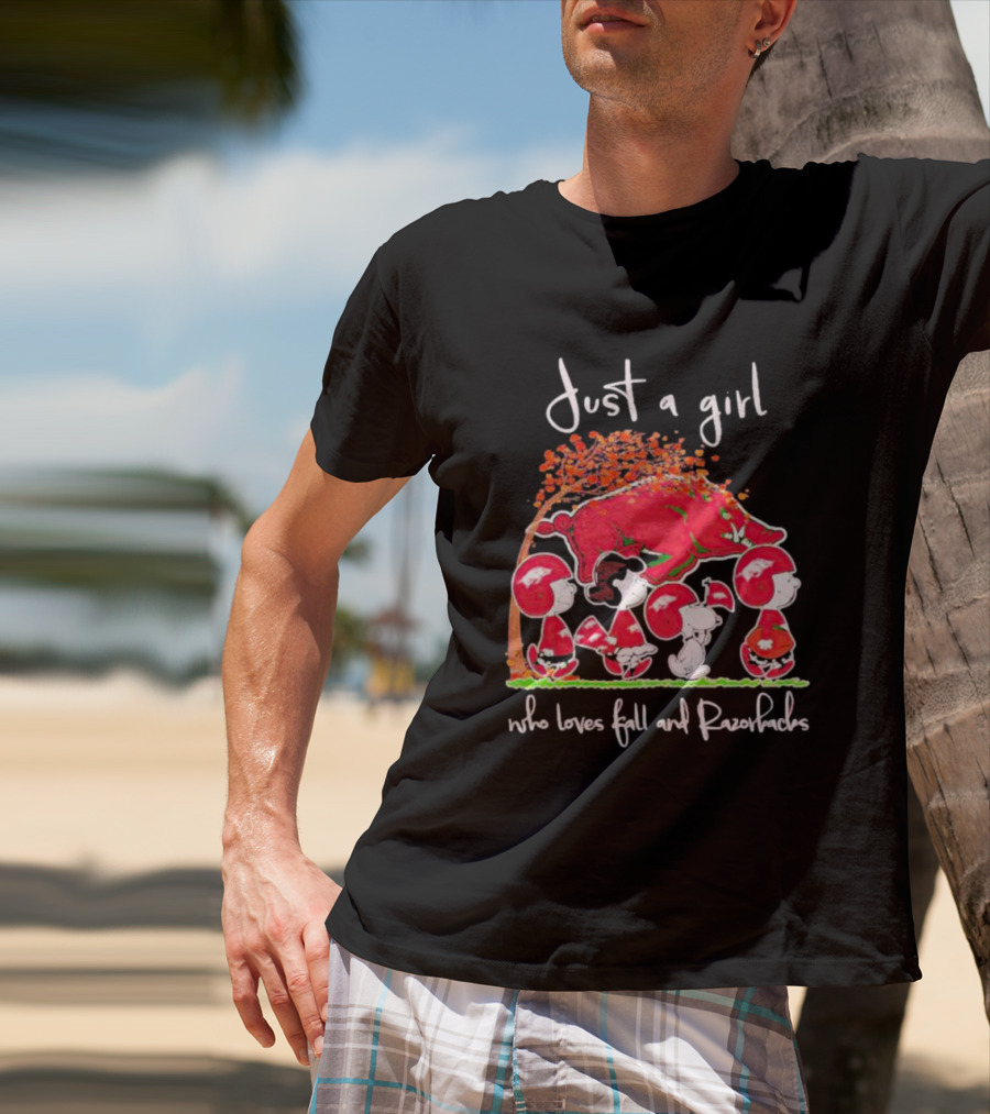 Just A Girl Who Loves Fall And Razorbacks With Peanuts Characters Under Autumn Tree T-Shirt