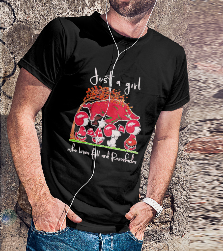Just A Girl Who Loves Fall And Razorbacks With Peanuts Characters Under Autumn Tree T-Shirt