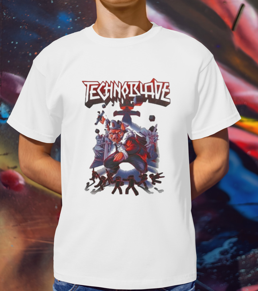Technoblade Warrior Pig With Sword And Crown T-Shirt