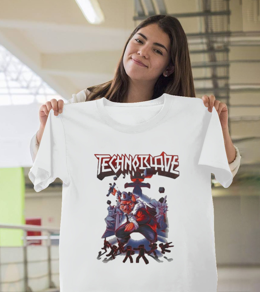 Technoblade Warrior Pig With Sword And Crown T-Shirt