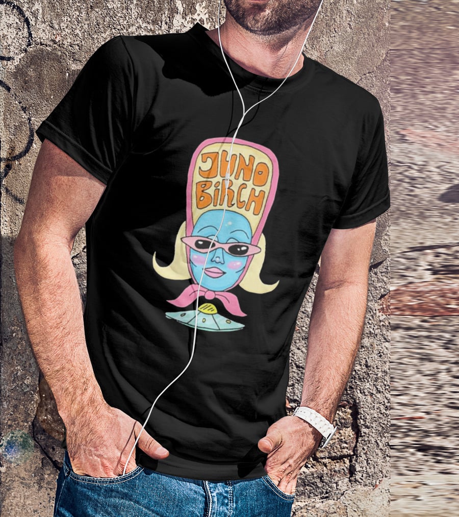 Juno Birch Retro Alien Cartoon T-Shirt