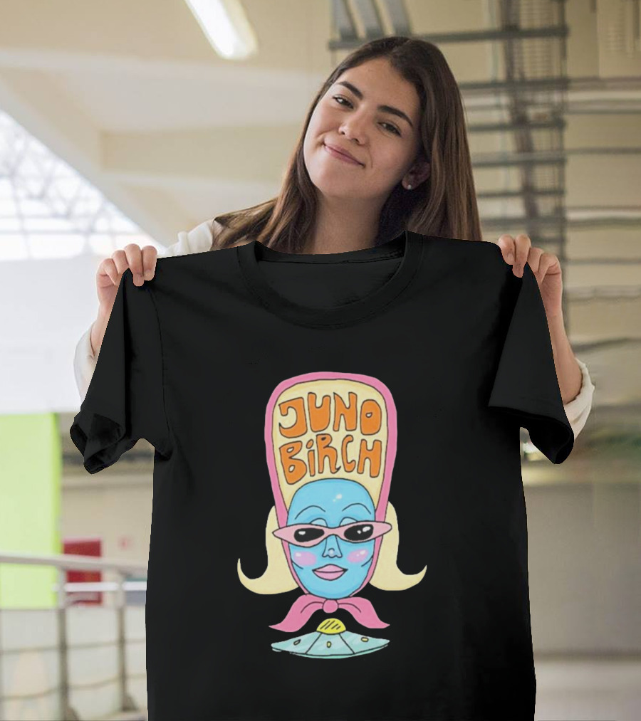 Juno Birch Retro Alien Cartoon T-Shirt