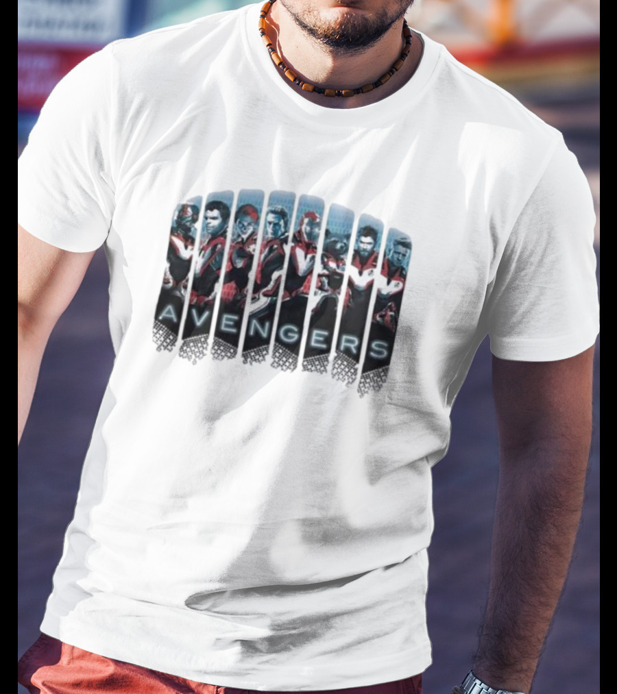 Marvel Comics Avengers Iconic Character Lineup T-Shirt