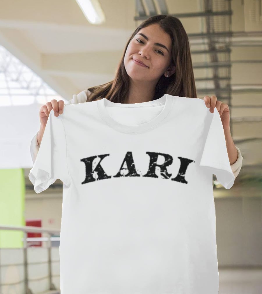 Karisrack Kari White Arch Text T-Shirt