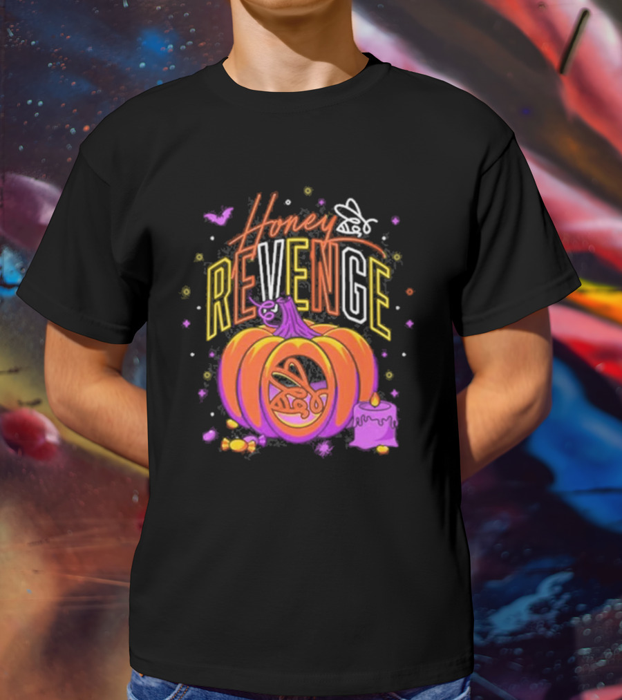 Honey Revenge Halloween Pumpkin Bee Spooky Cake T-Shirt