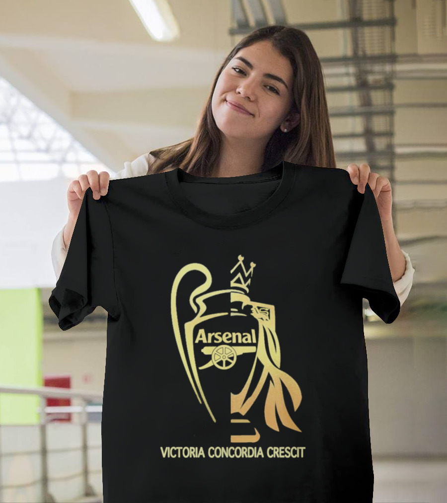 Arsenal Victoria Concordia Crescit Trophy T-Shirt