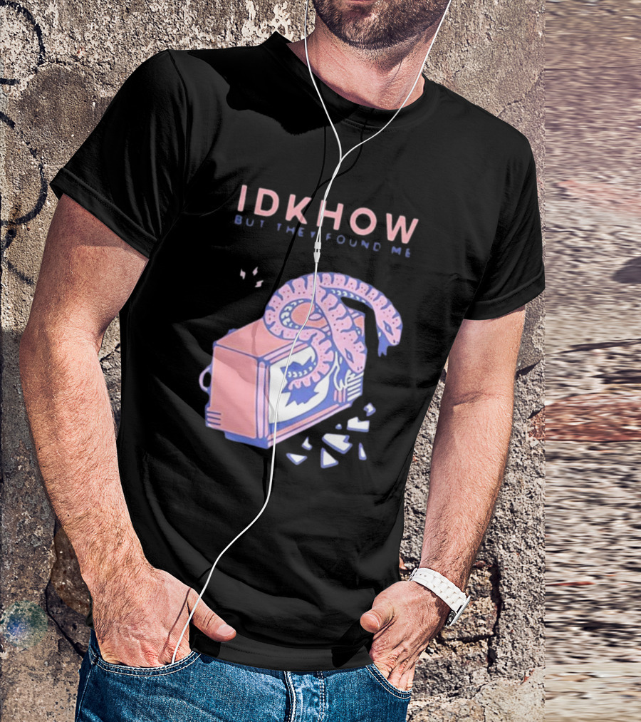 IDKhow But They Found Me Snake Crushed TV Pastel Pink Blue Image T-Shirt
