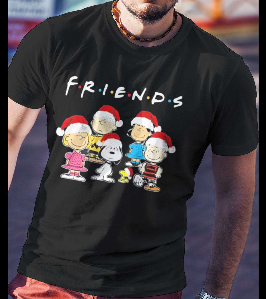Charlie Brown Snoopy Woodstock Friends Christmas Santa Hats T-Shirt