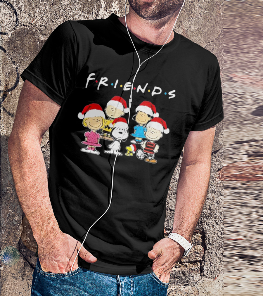 Charlie Brown Snoopy Woodstock Friends Christmas Santa Hats T-Shirt