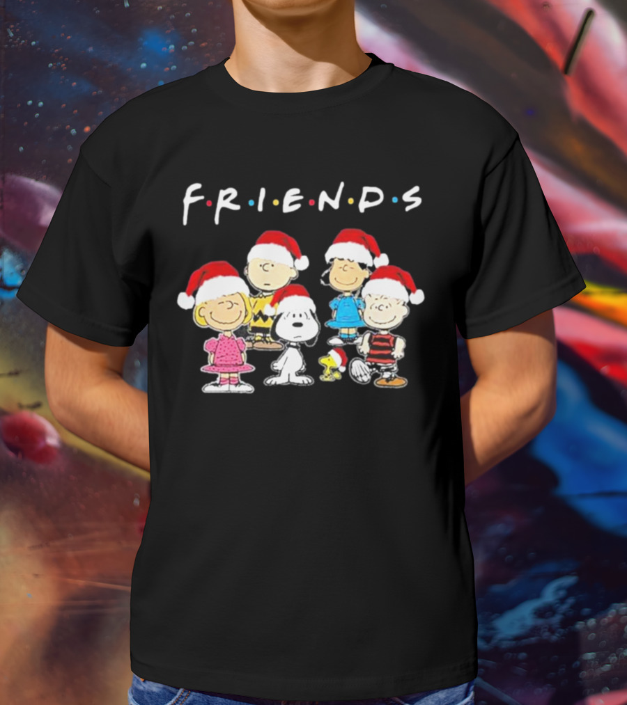 Charlie Brown Snoopy Woodstock Friends Christmas Santa Hats T-Shirt