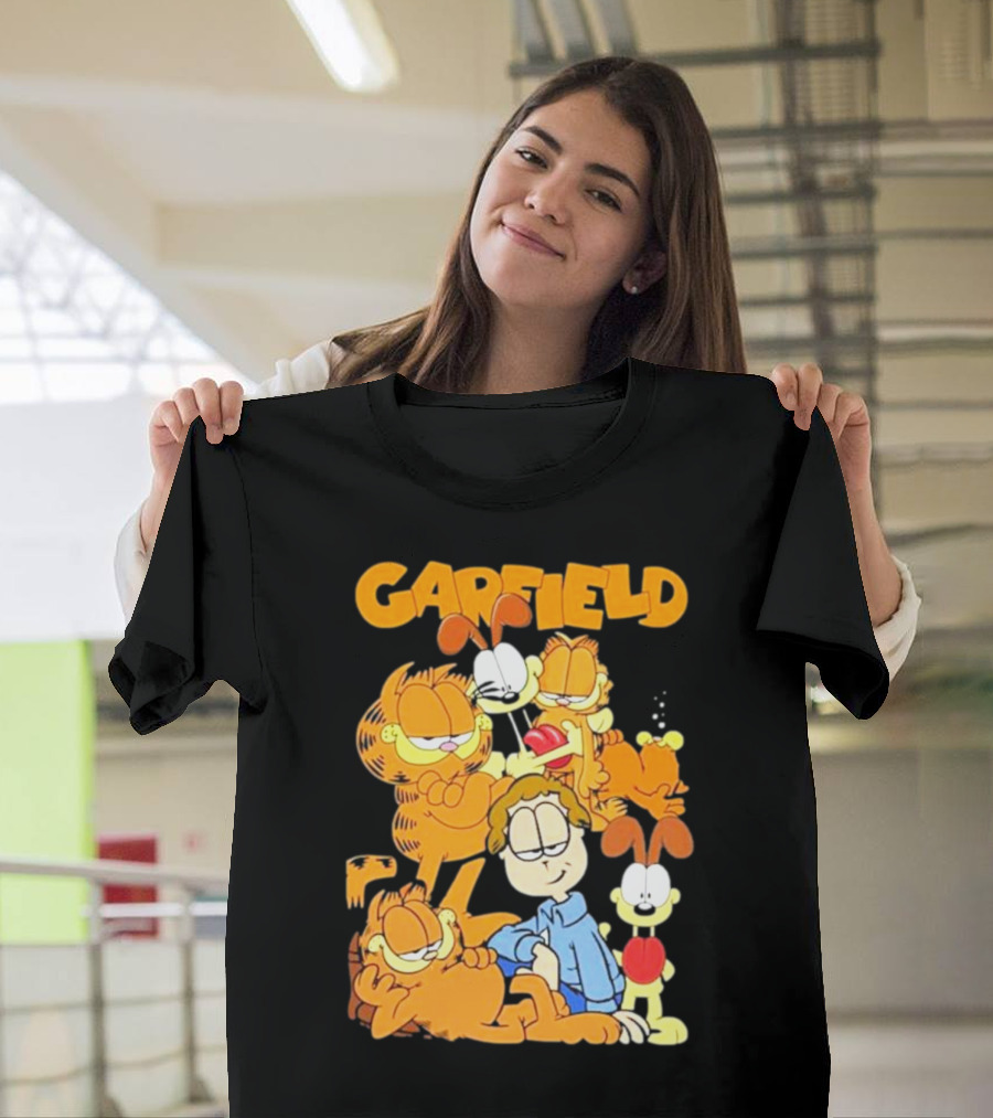 Garfield And Friends Group Character T-Shirt