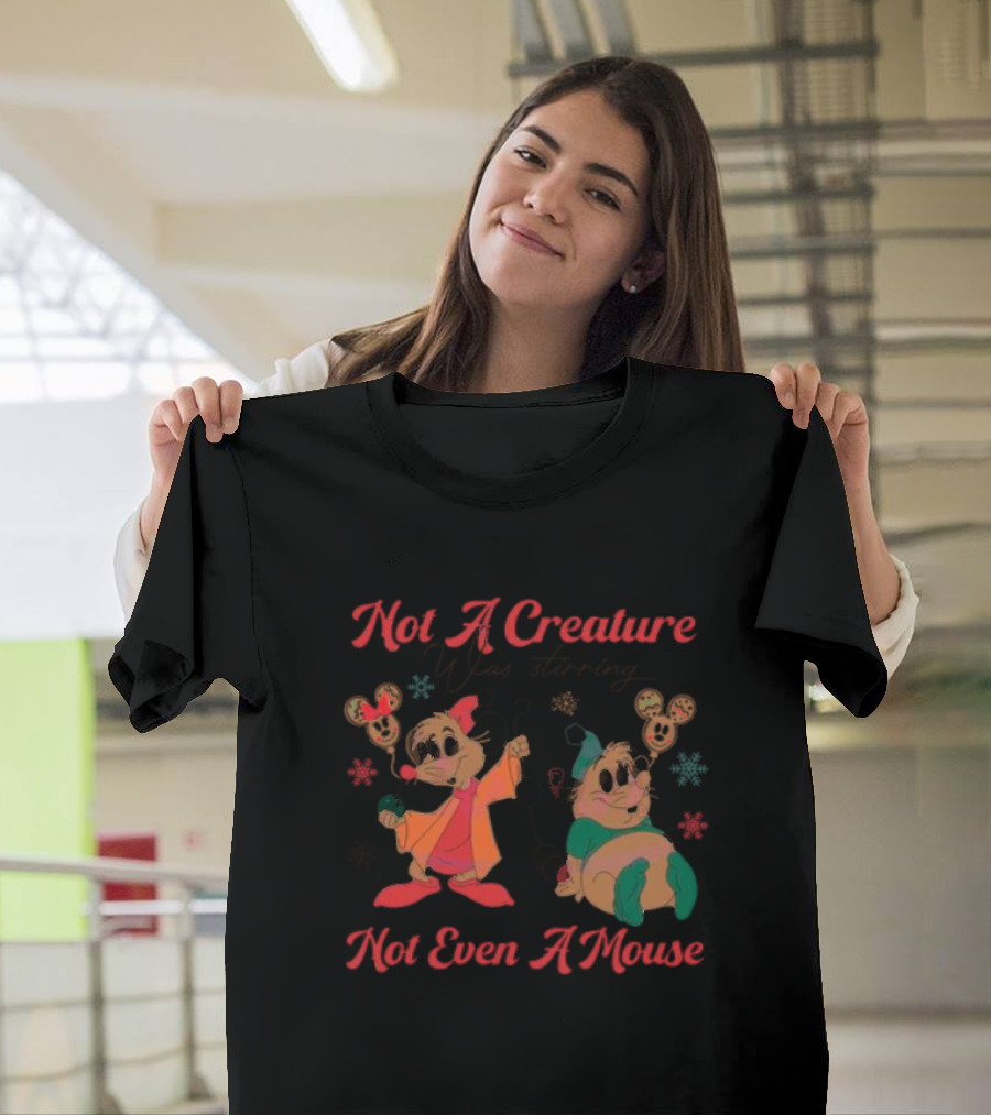 Not A Creature Was Stirring Not Even A Mouse Jaq And Gus Holiday Snowflakes T-Shirt