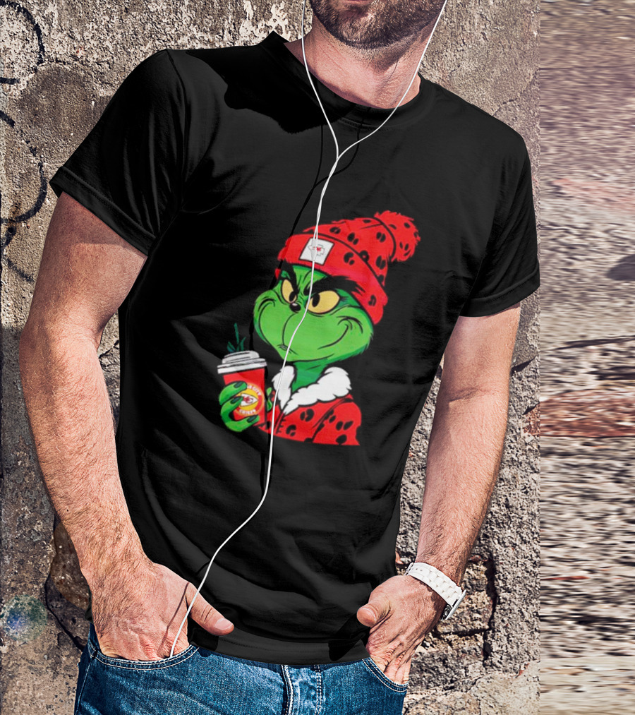 Grinch Leopard Kansas City Chiefs Coffee Beanie T-Shirt