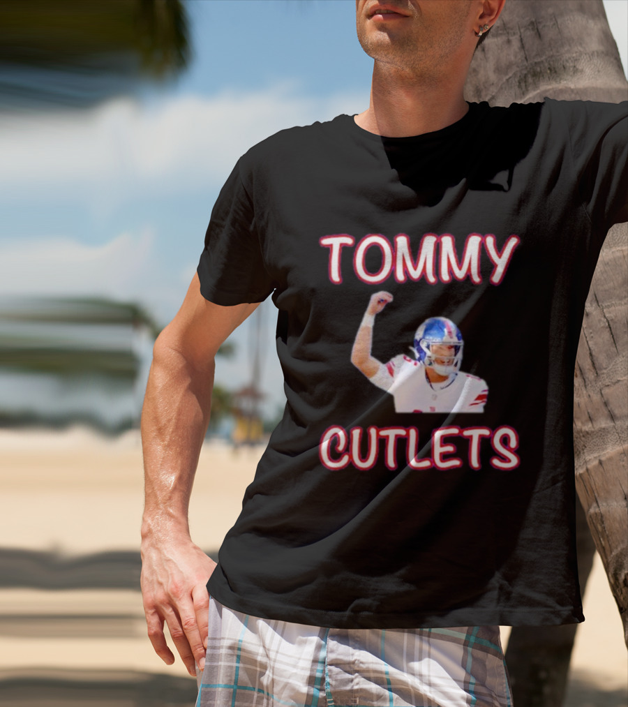 TOMMY CUTLETS Football Player Gesture T-Shirt